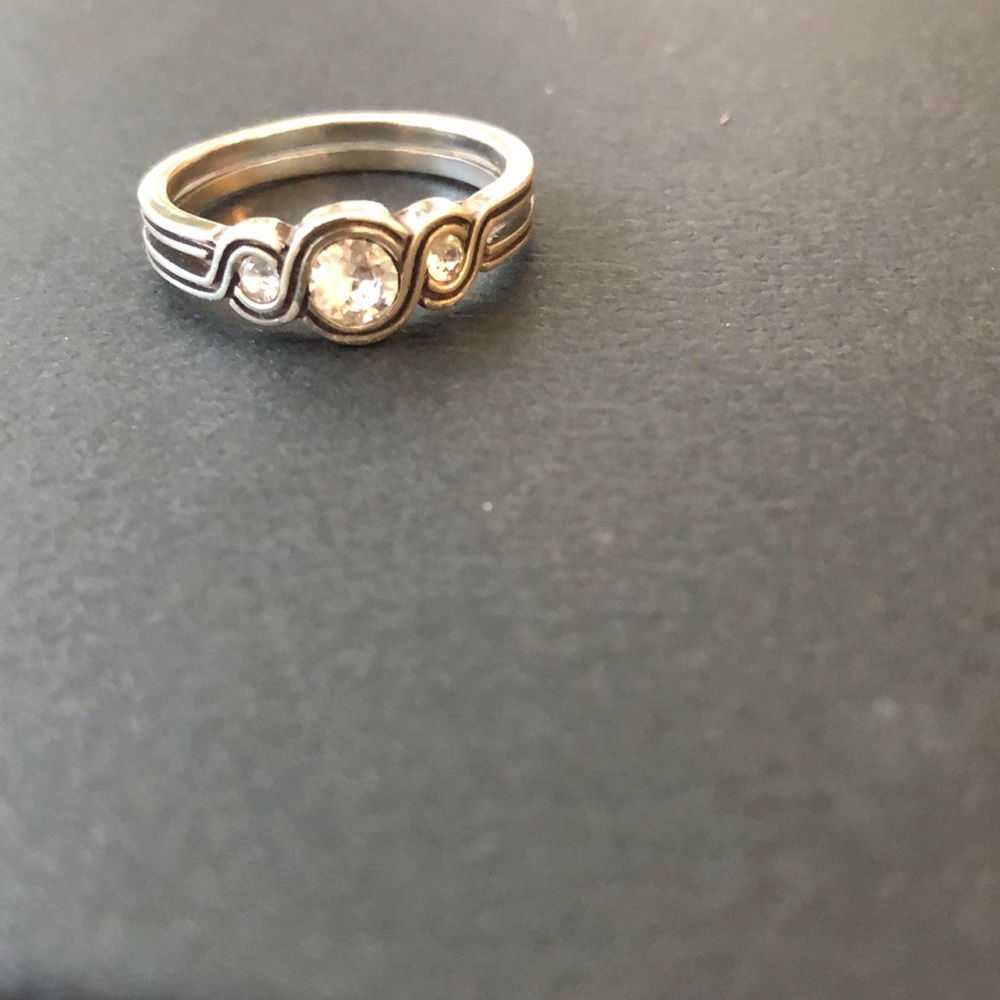 Brighton 3 stone ring